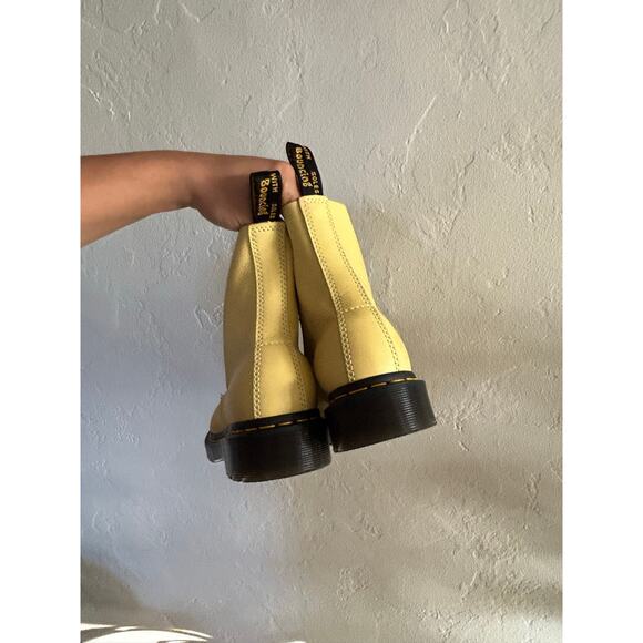 Dr.Marten Lace Up Pascal Boots - Picture 9 of 10